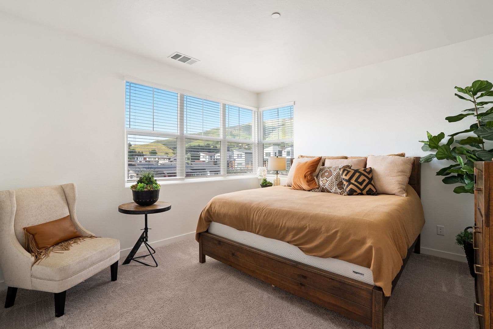San Luis Obispo Apartment: 1220 Sponza Drive