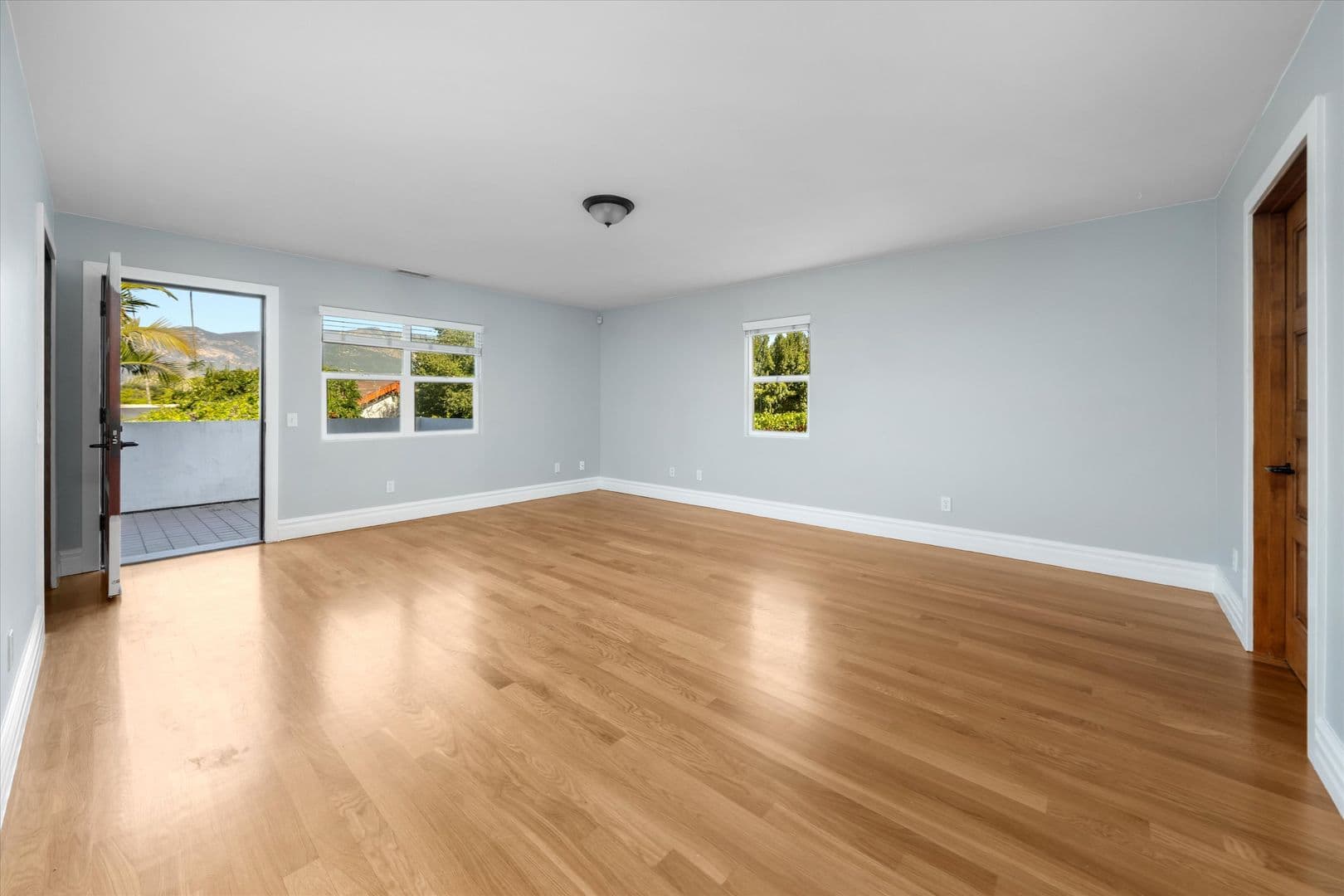 Santa Barbara Apartment: 1001-1009 Chino Street