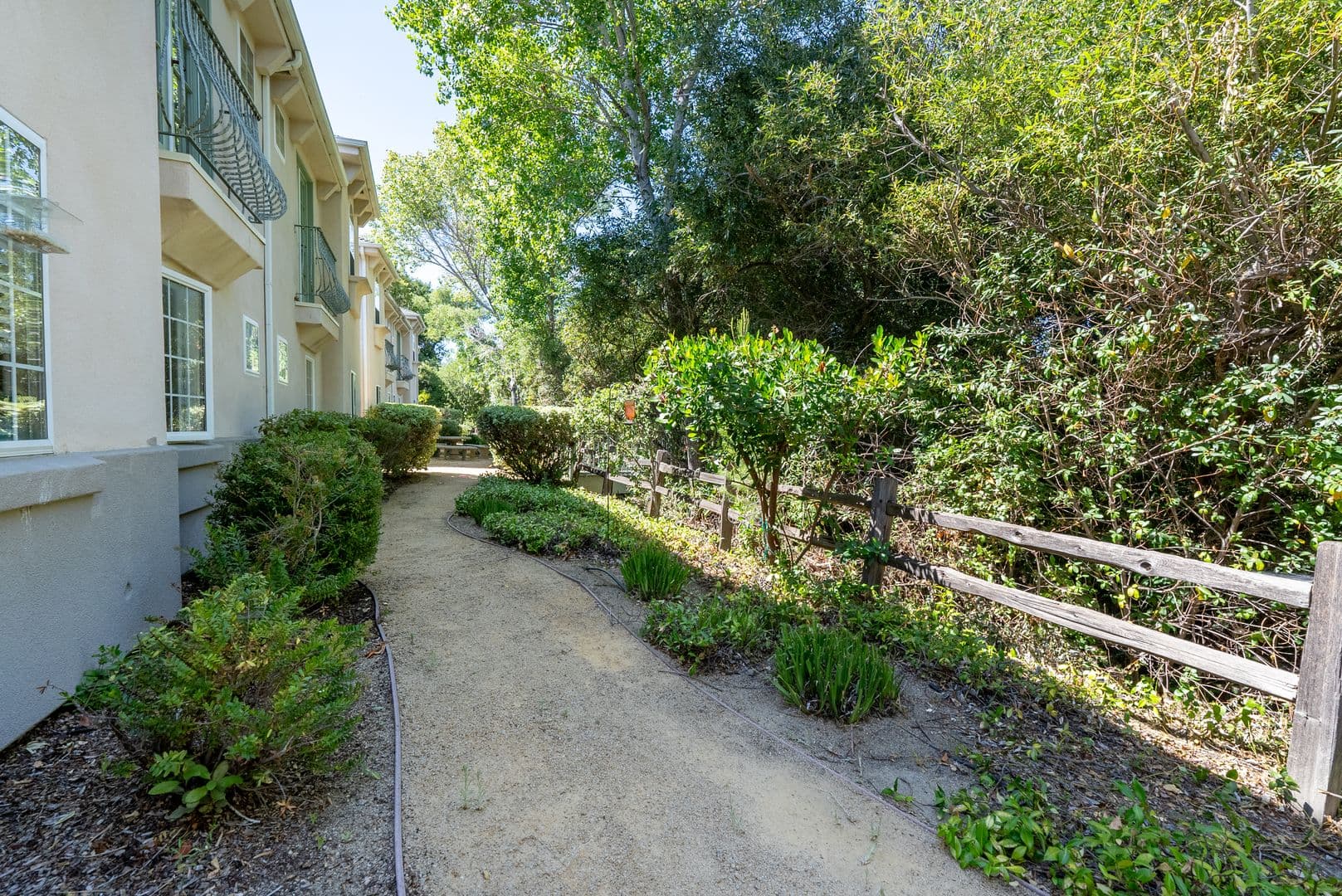 San Luis Obispo Apartment: 3350-3392 Rockview