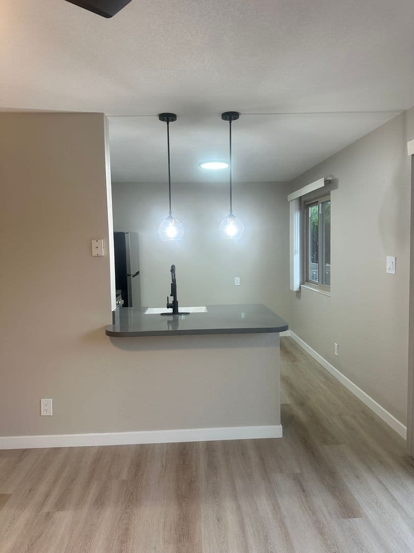 Capitola Apartment: 501 Plum Street
