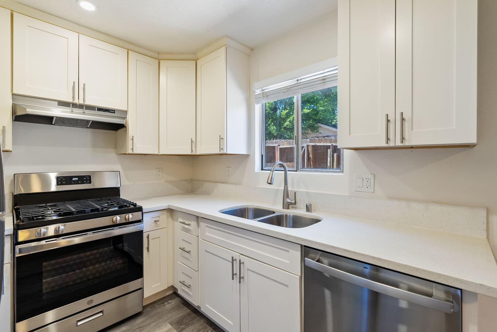 Paso Robles Apartment: 1717 Pine Street