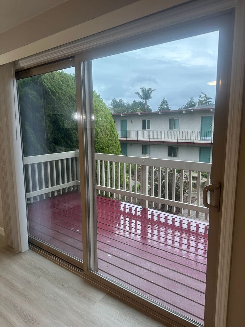 Capitola Apartment: 501 Plum Street