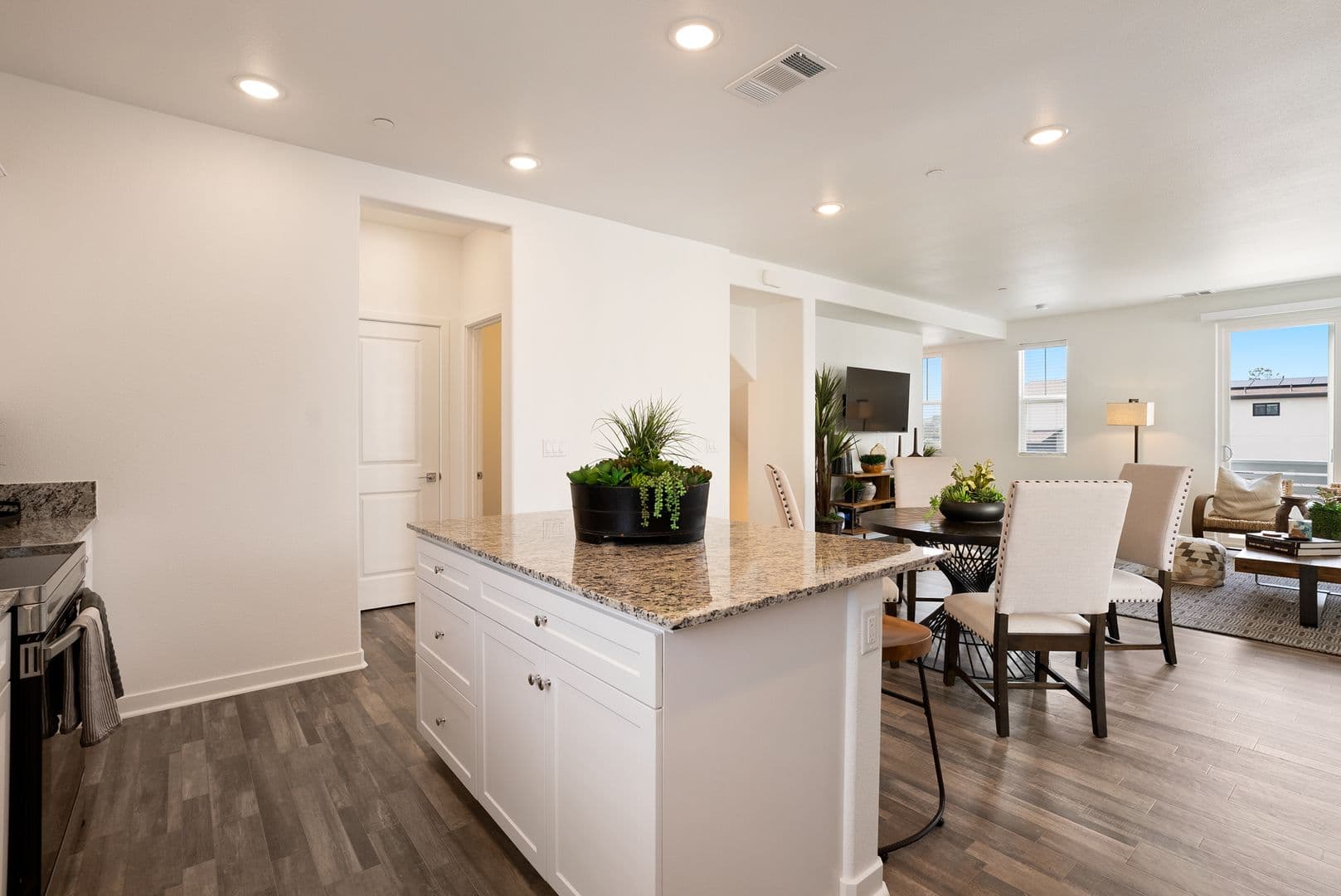 San Luis Obispo Apartment: 1220 Sponza Drive