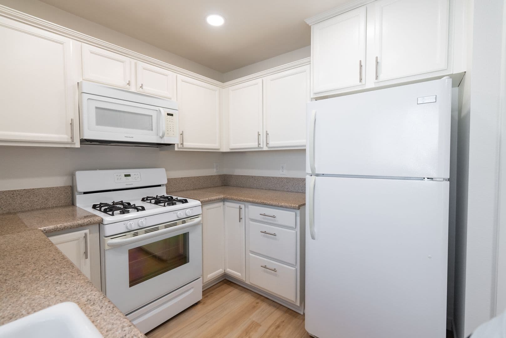 San Luis Obispo Apartment: 3350-3392 Rockview