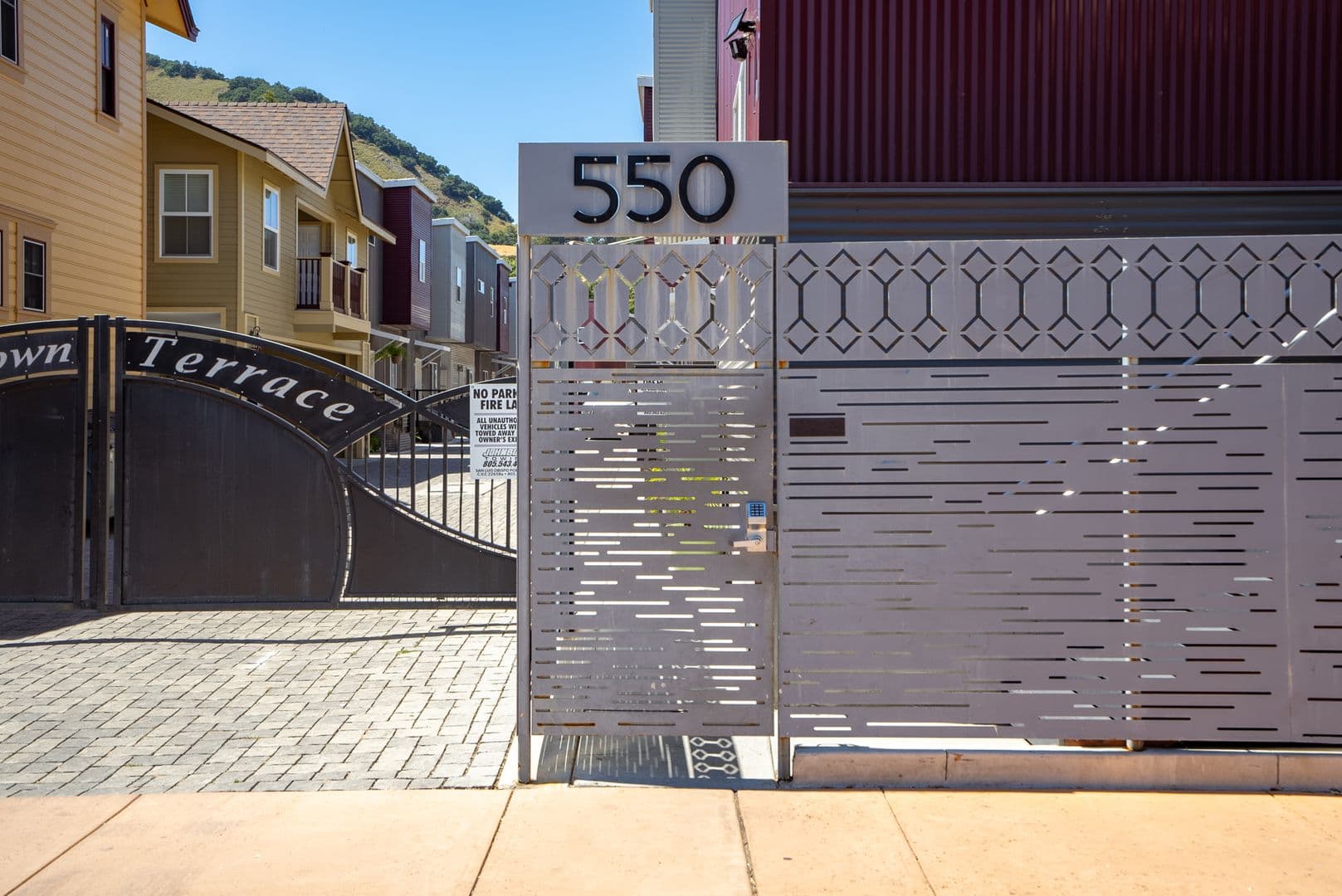 San Luis Obispo Apartment: 550 Higuera St