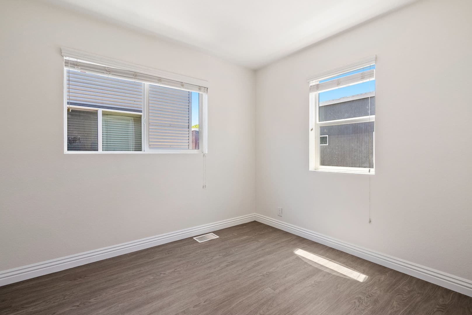 San Luis Obispo Apartment: 550 Higuera St