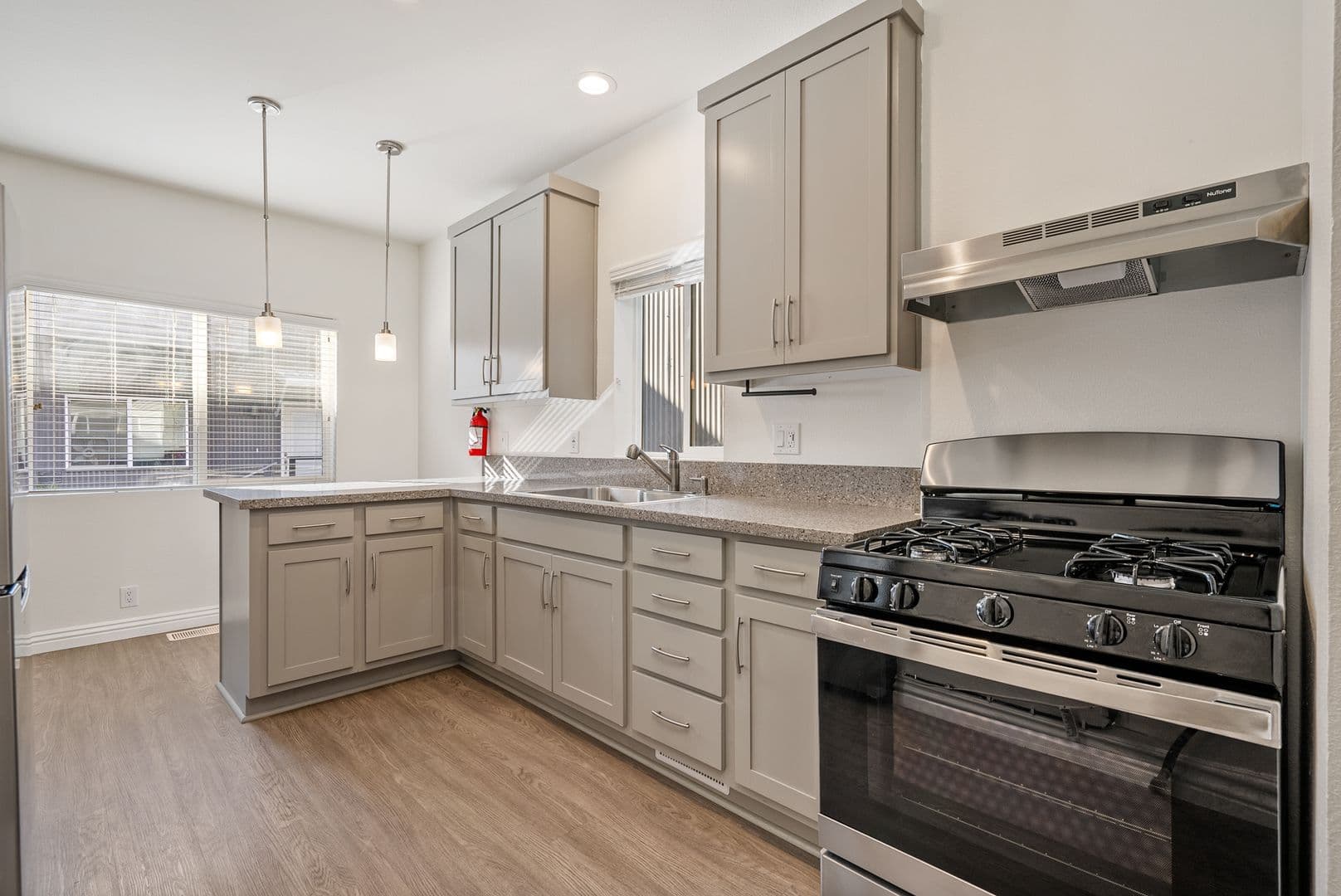 San Luis Obispo Apartment: 550 Higuera St
