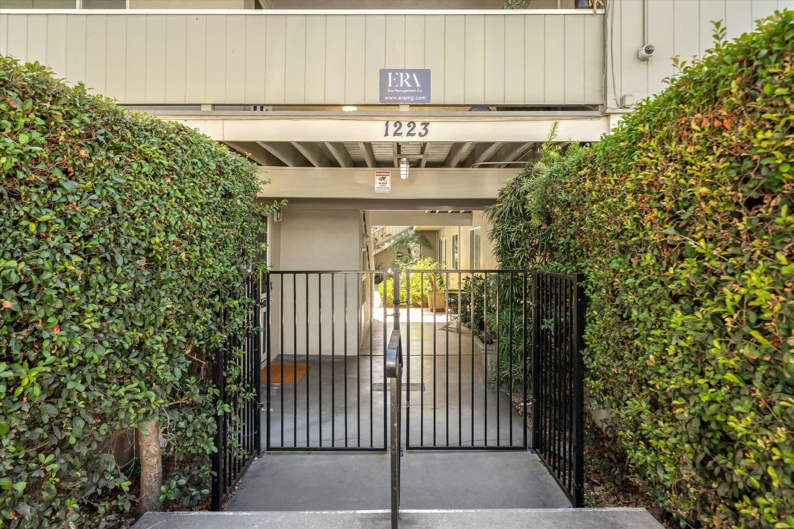 Santa Barbara Apartment: 1223 Garden Street