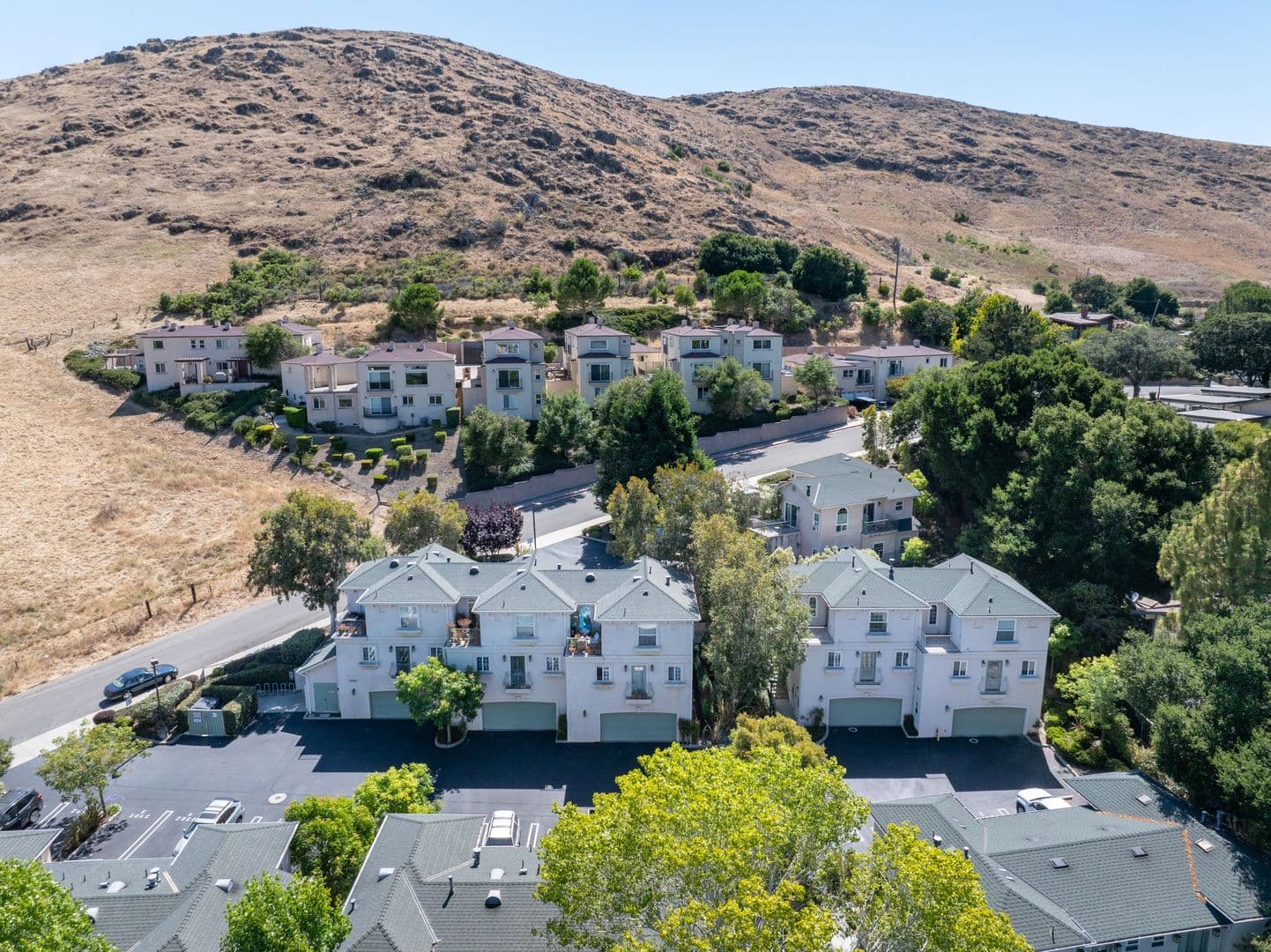 San Luis Obispo Apartment: 3350-3392 Rockview