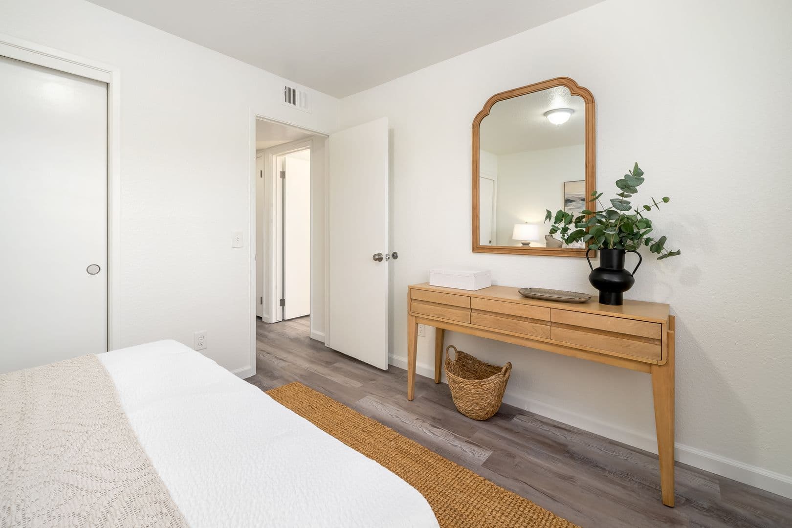 Atascadero Apartment: 9401 Jornada