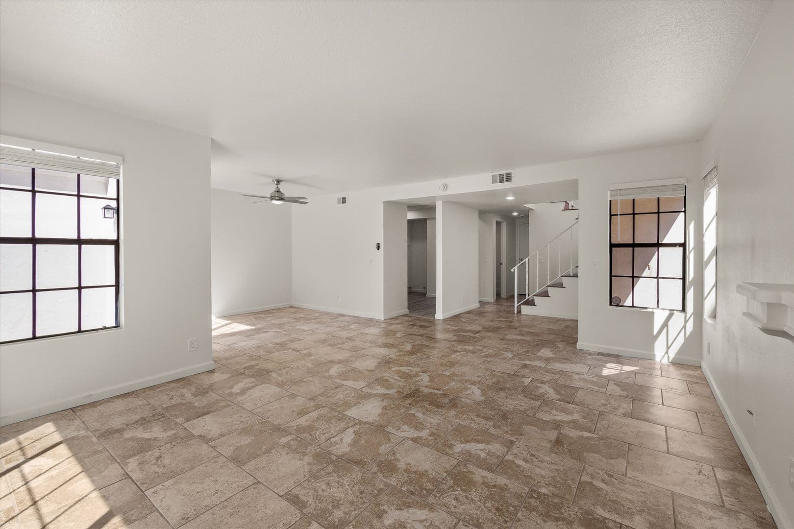 Oxnard Townhome: 744 Rialto Street