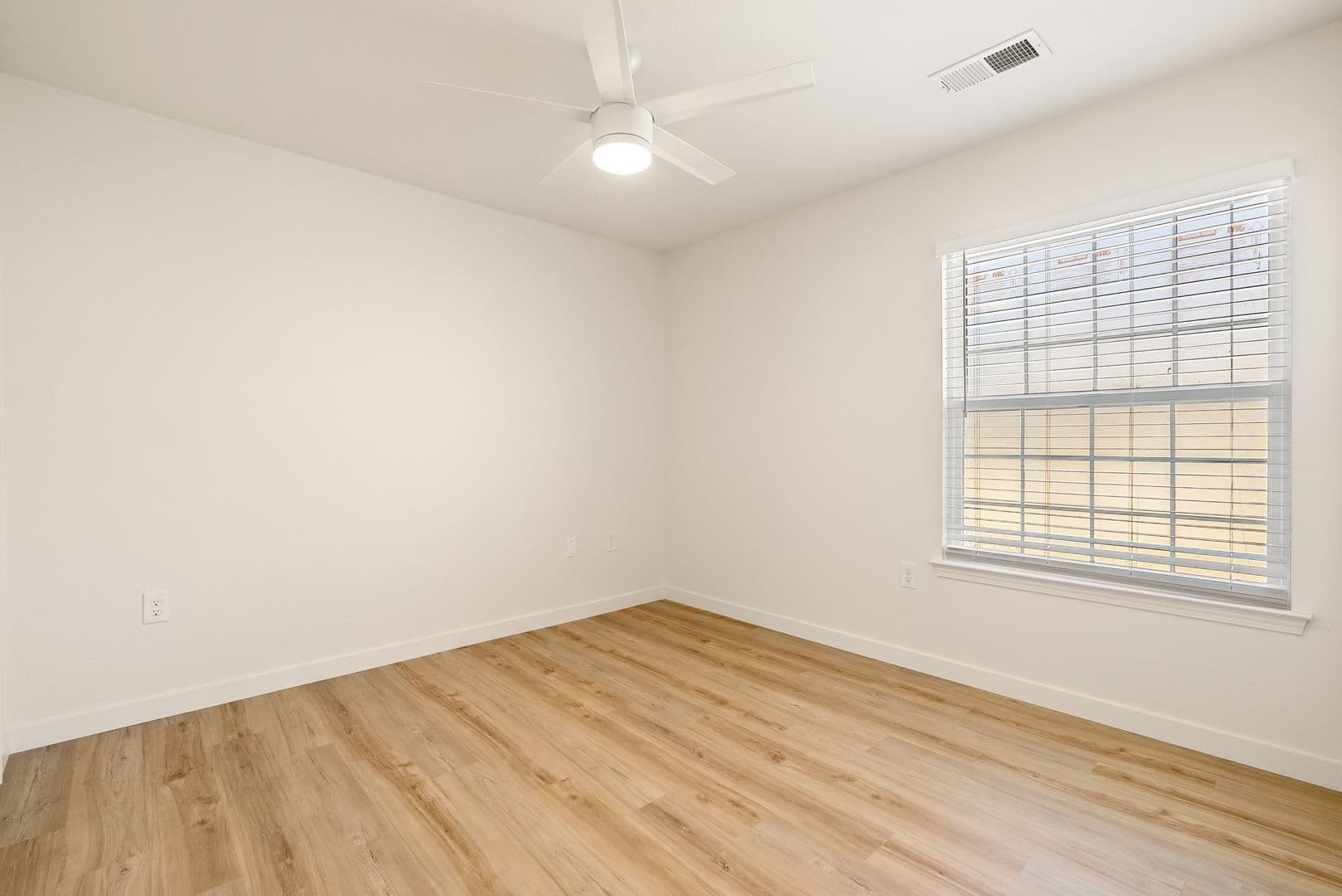 San Luis Obispo Apartment: 3350-3392 Rockview