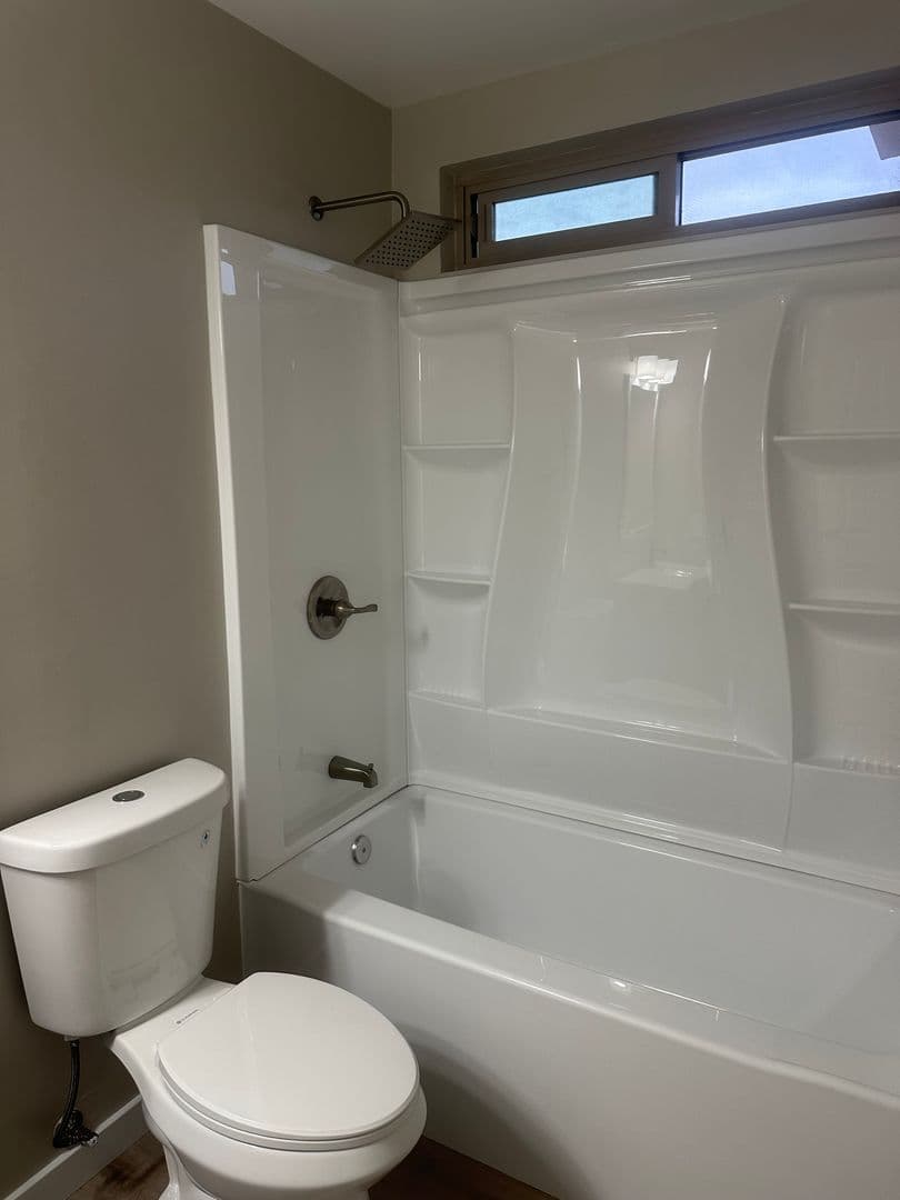 Capitola Apartment: 501 Plum Street