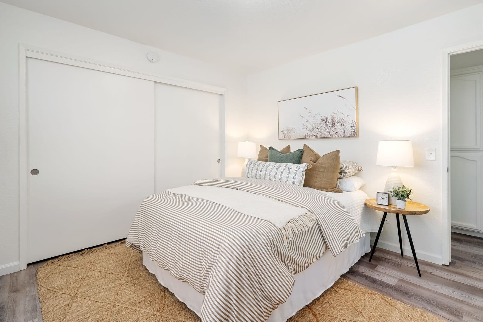 Atascadero Apartment: 9401 Jornada