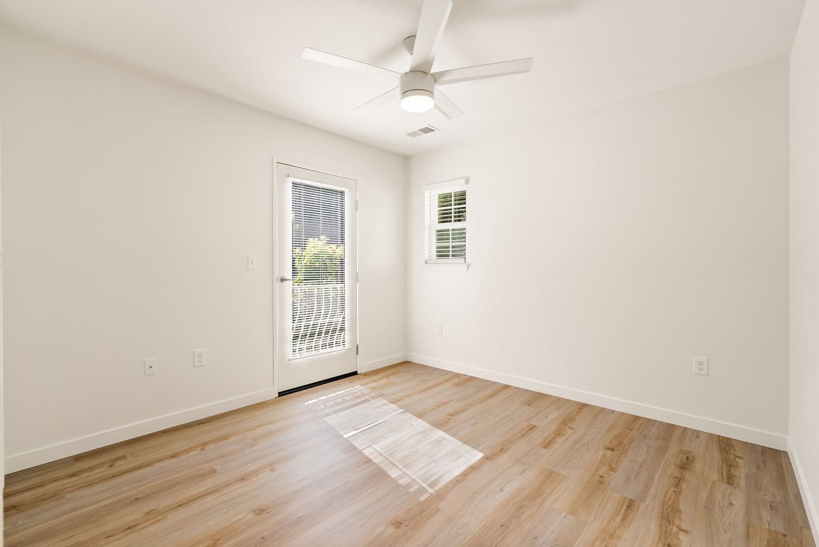 San Luis Obispo Apartment: 3350-3392 Rockview