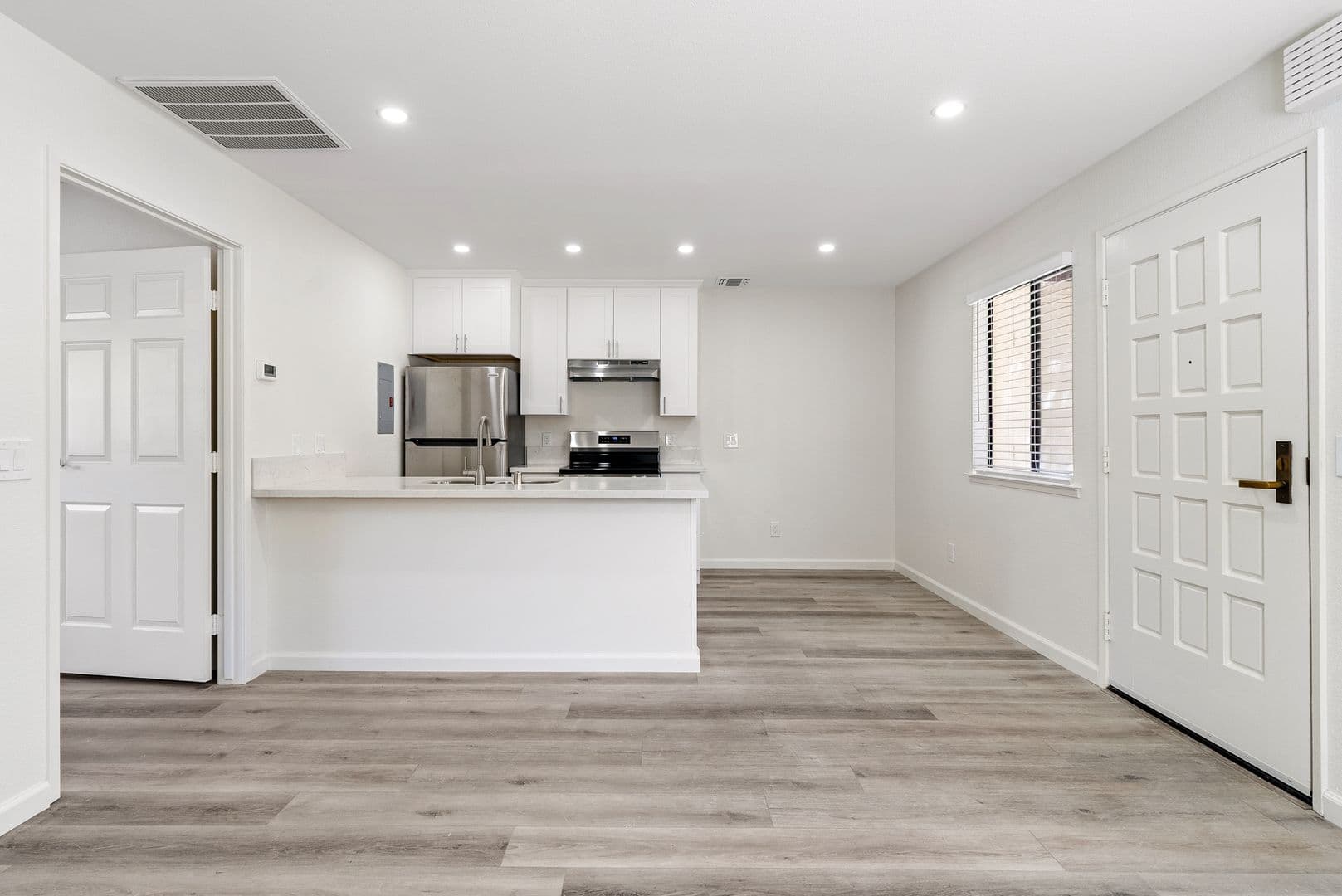 Templeton Apartment: 283 Heather Court