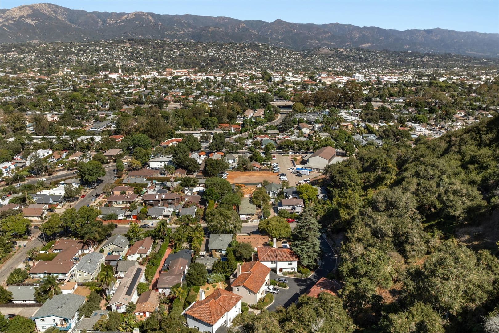 Santa Barbara Apartment: 1001-1009 Chino Street