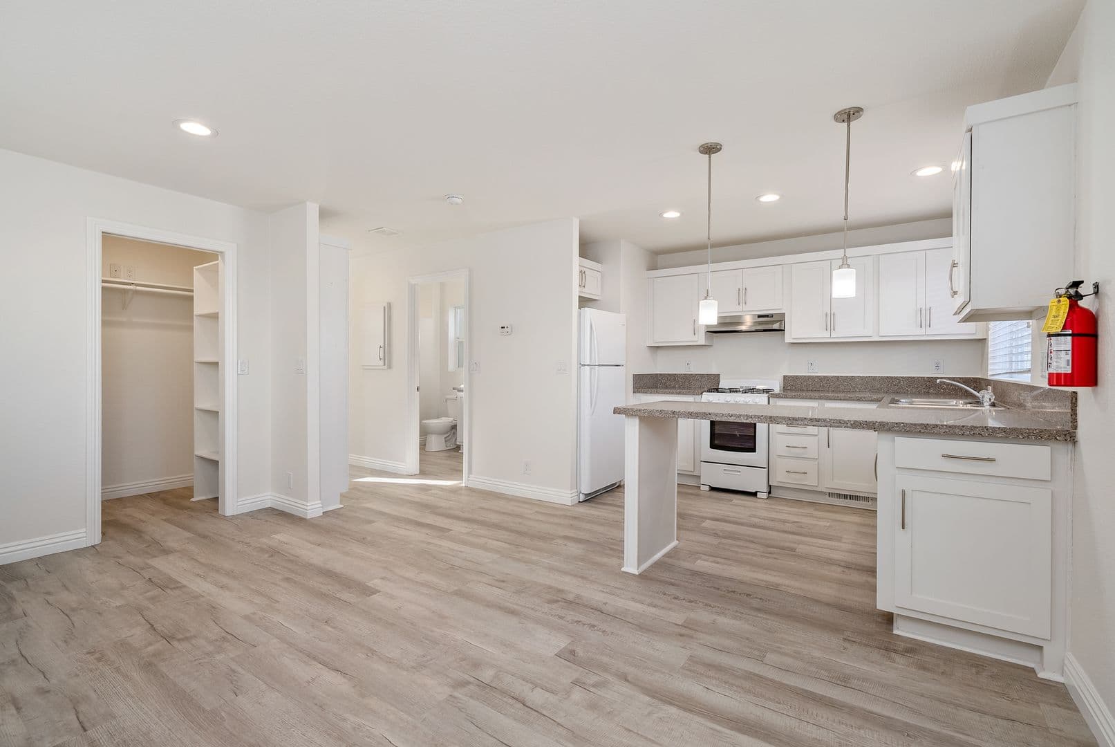 San Luis Obispo Apartment: 550 Higuera St
