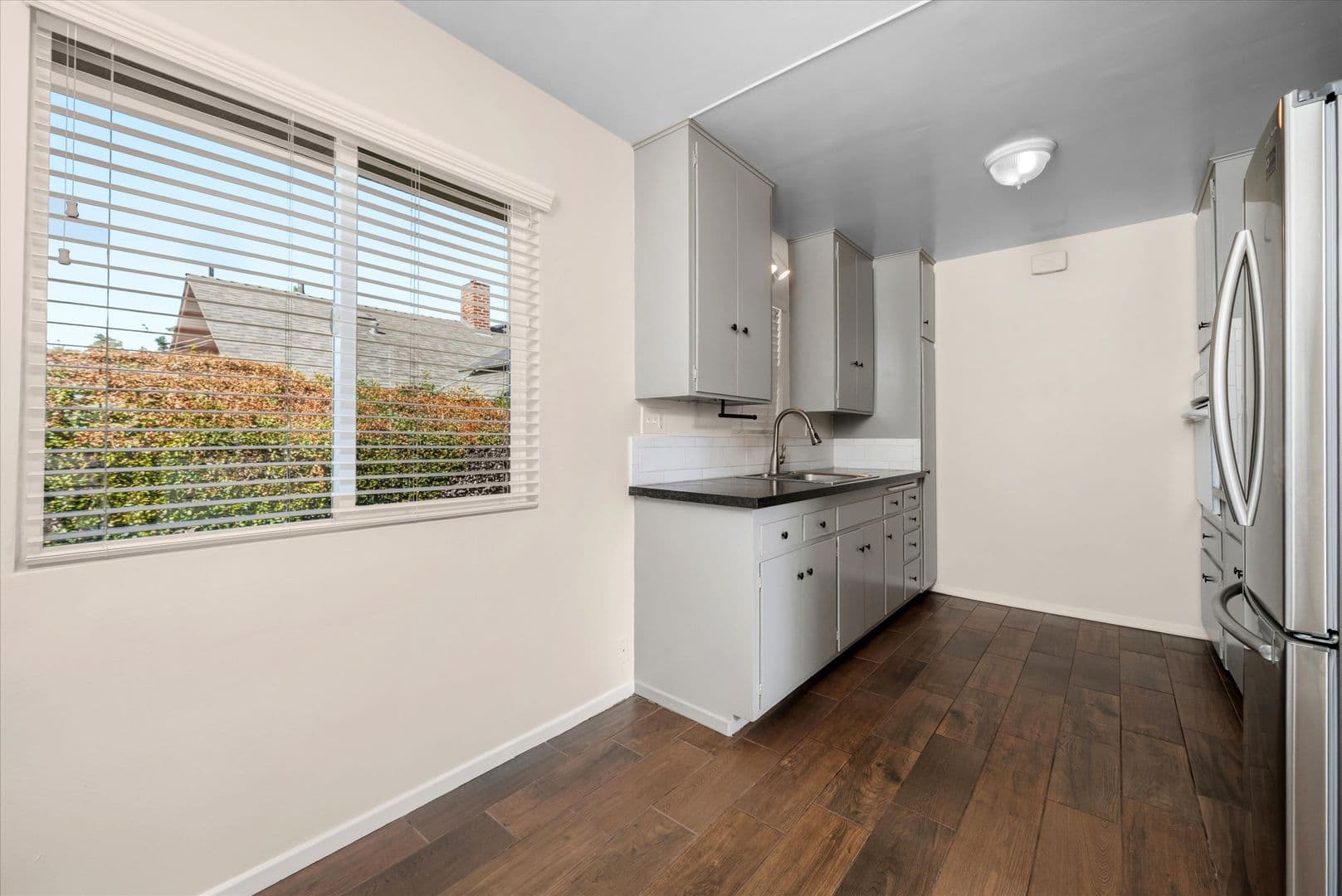 Santa Barbara Apartment: 1223 Garden Street