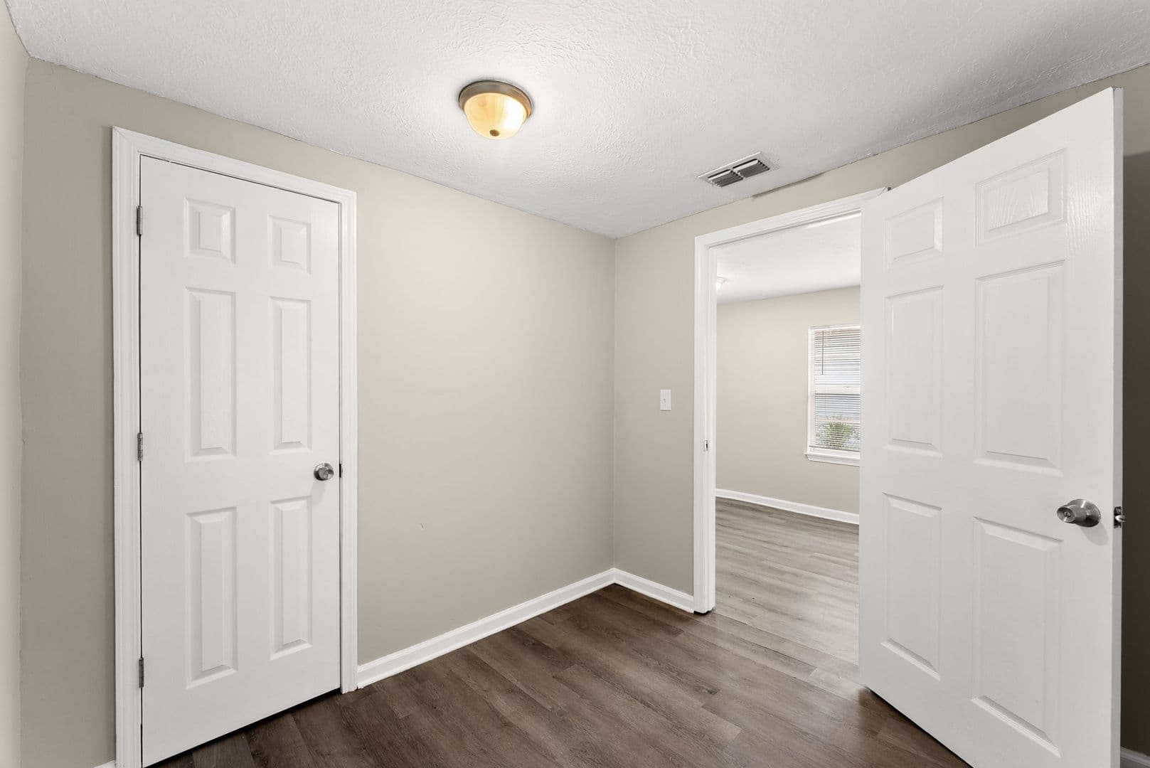 Panama City Apartment: 119 College Avenue