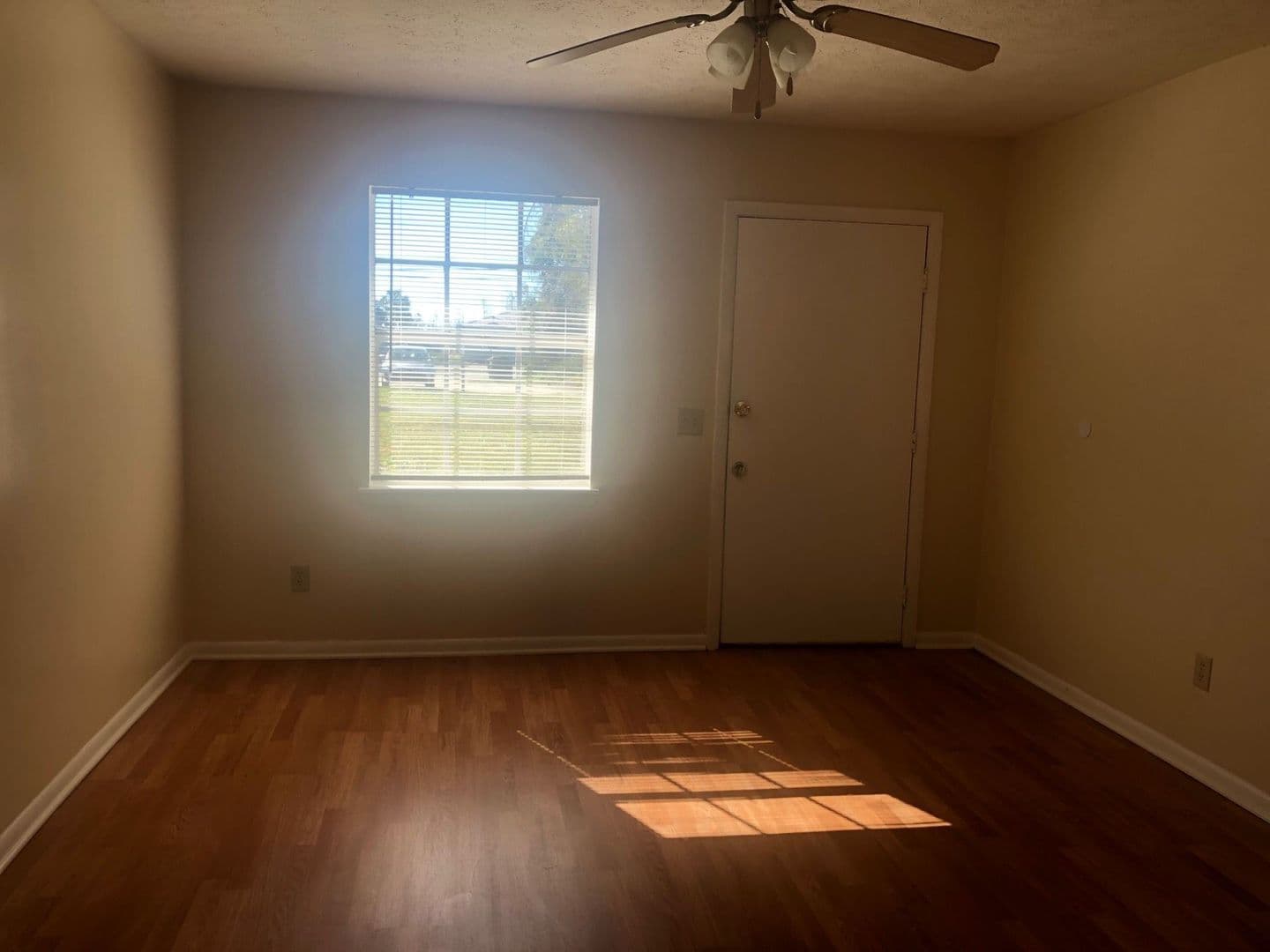Panama City Apartment: 6707 E Hwy 22