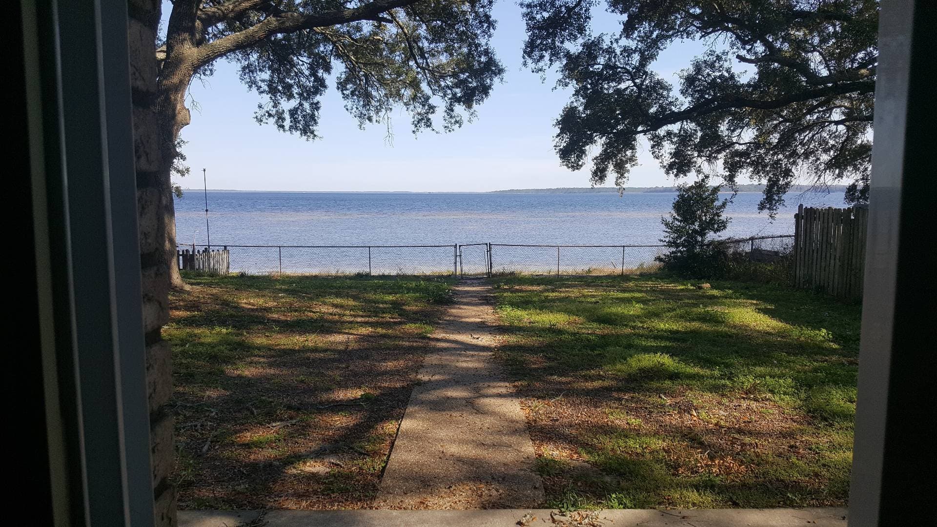 Panama City House: 6229 E Hwy 98