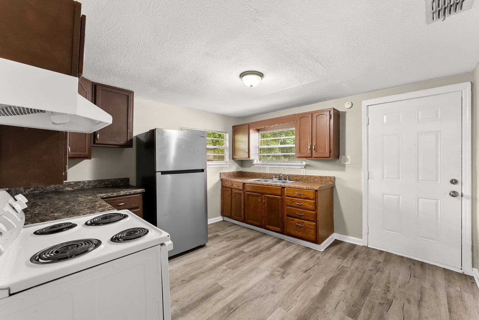 Panama City Apartment: 119 College Avenue