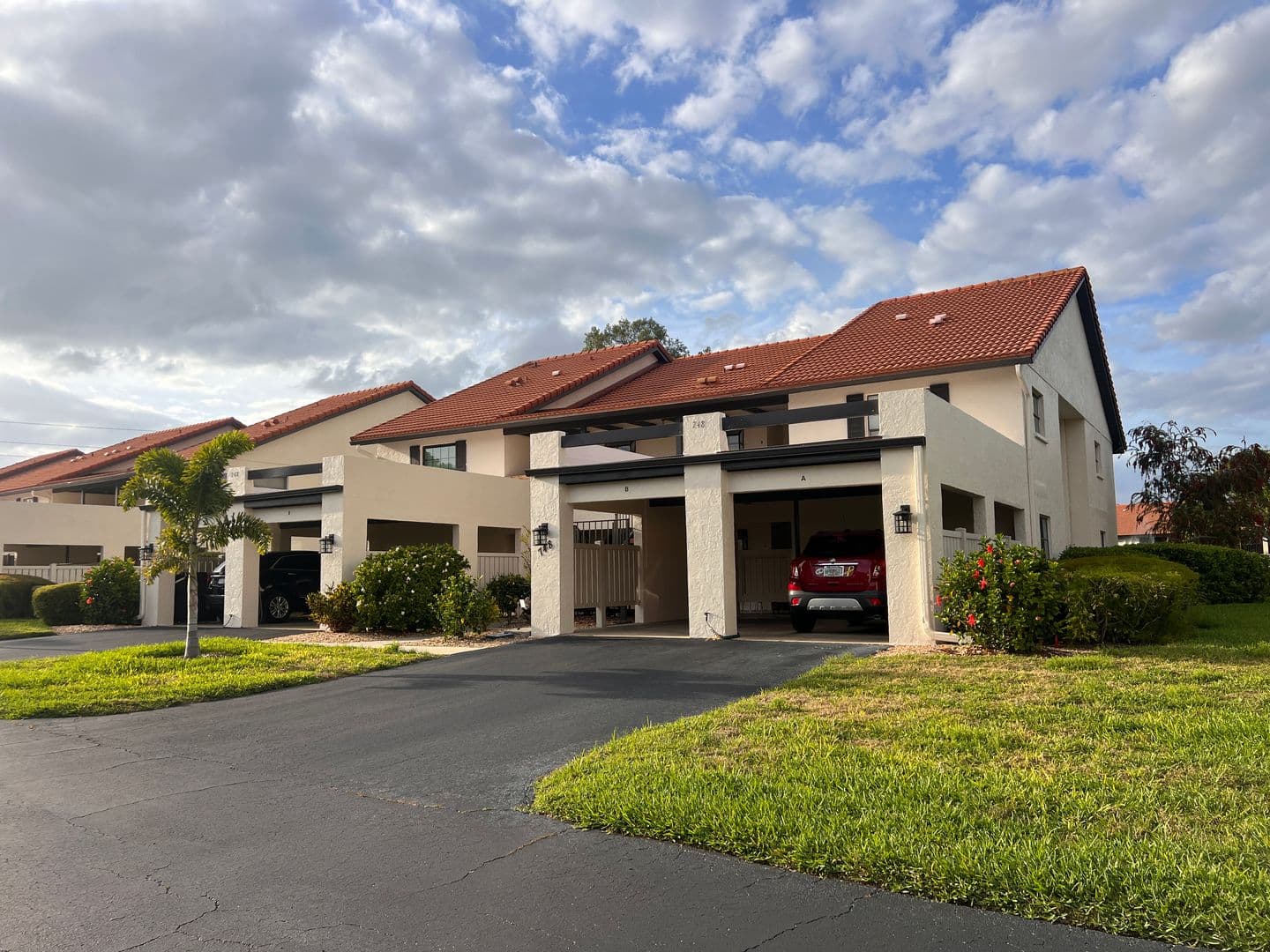 VENICE Townhome: 748 AVENIDA ESTANCIA UNIT B