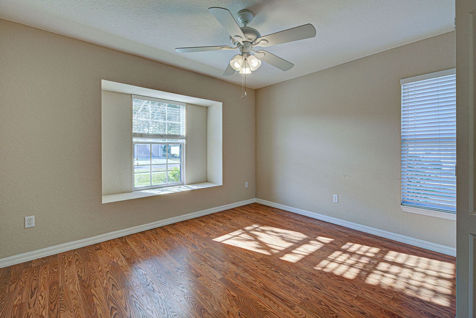 NORTH PORT House: 2134 BOXWOOD STREET