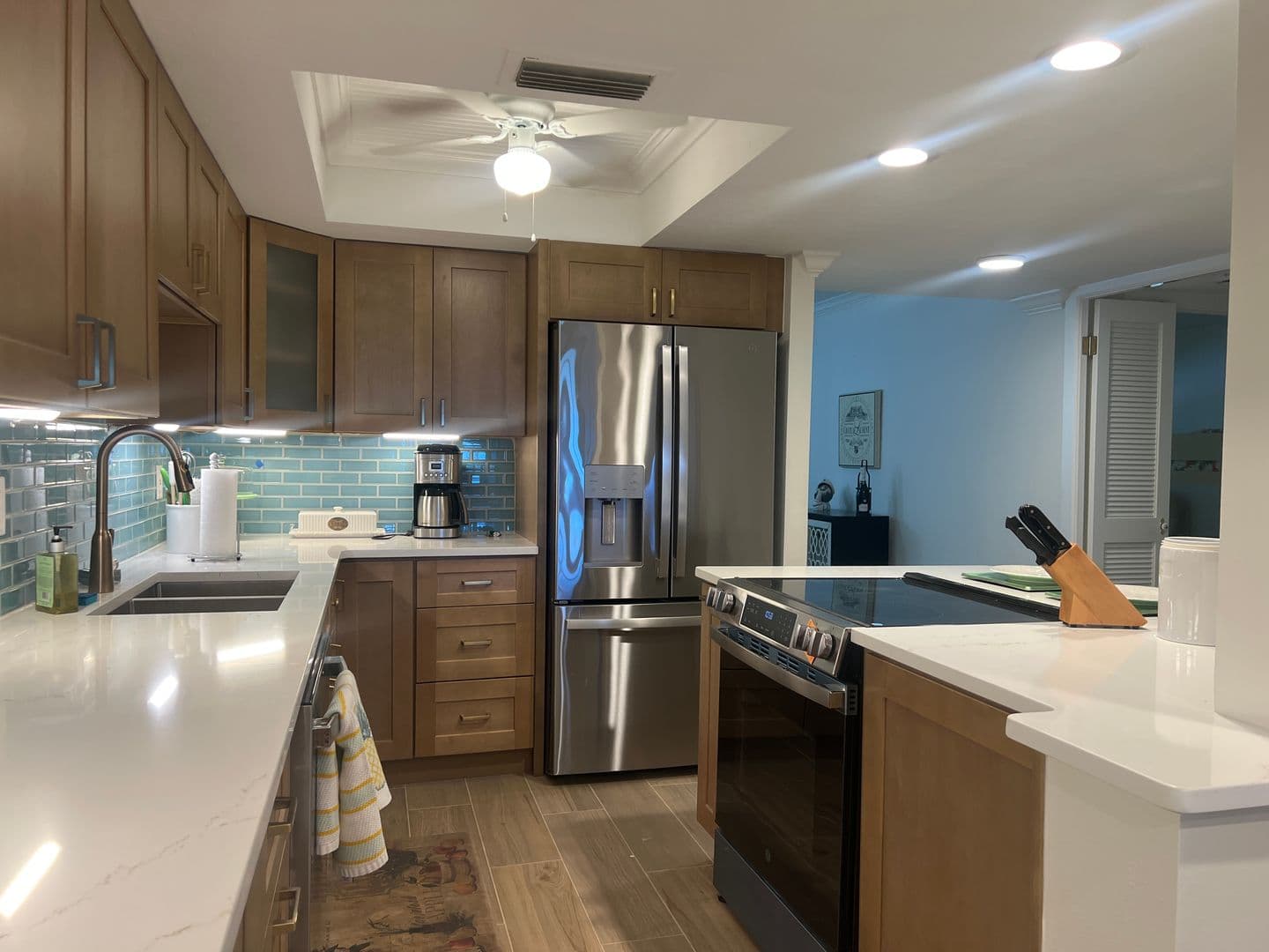 Venice Condo: 255 The Esplanade N #105