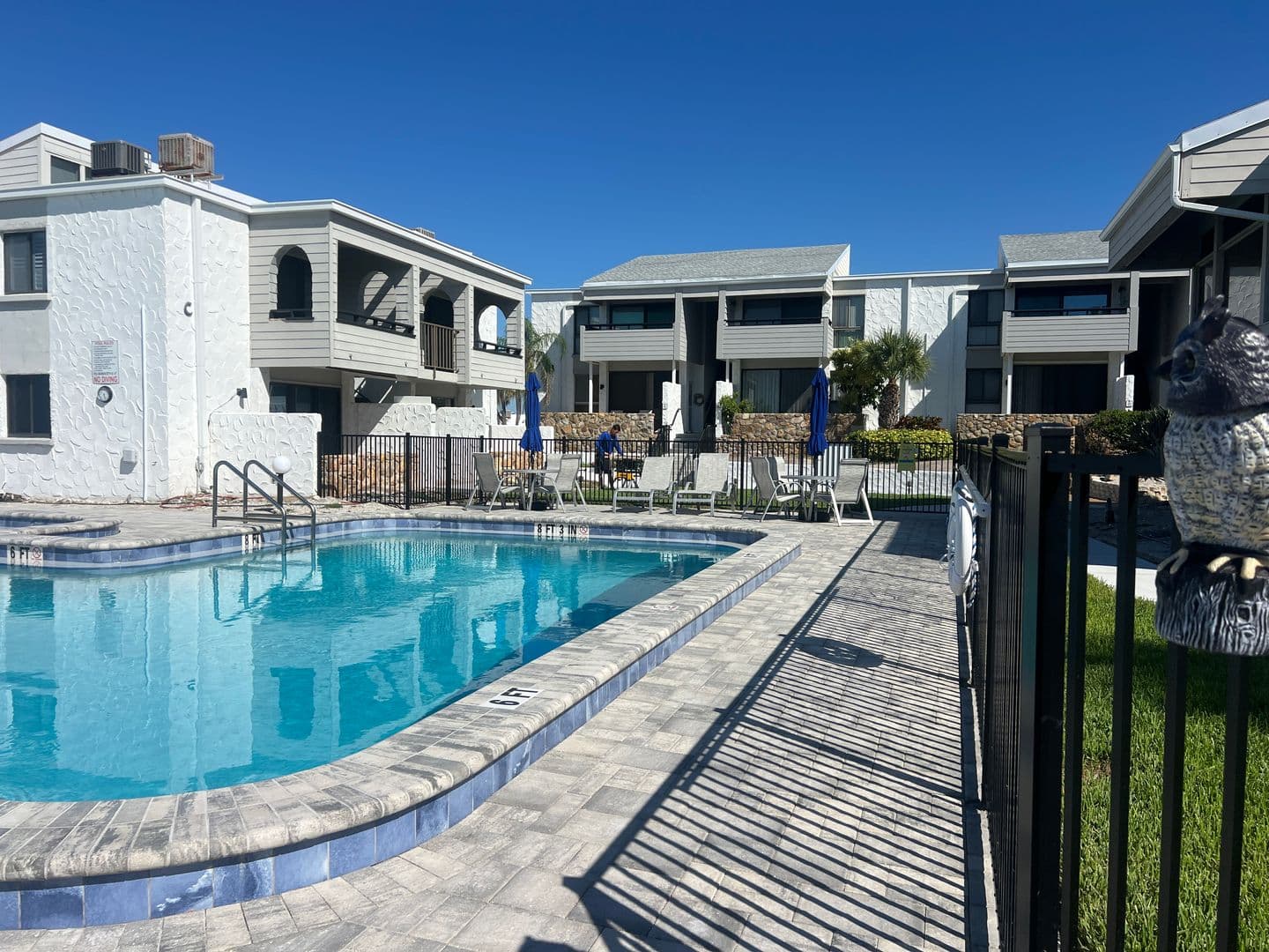 VENICE Condo: 902 GIBBS RD., #285