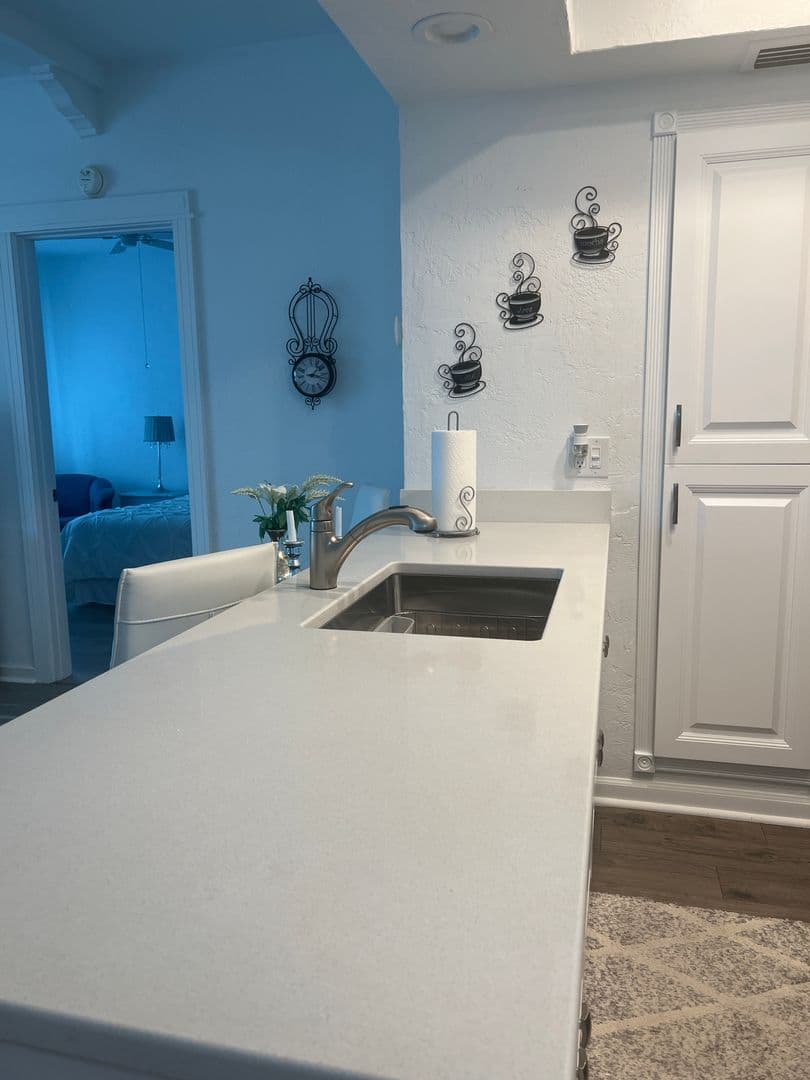 VENICE Condo: 238 TAMPA AVE WEST UNIT 214