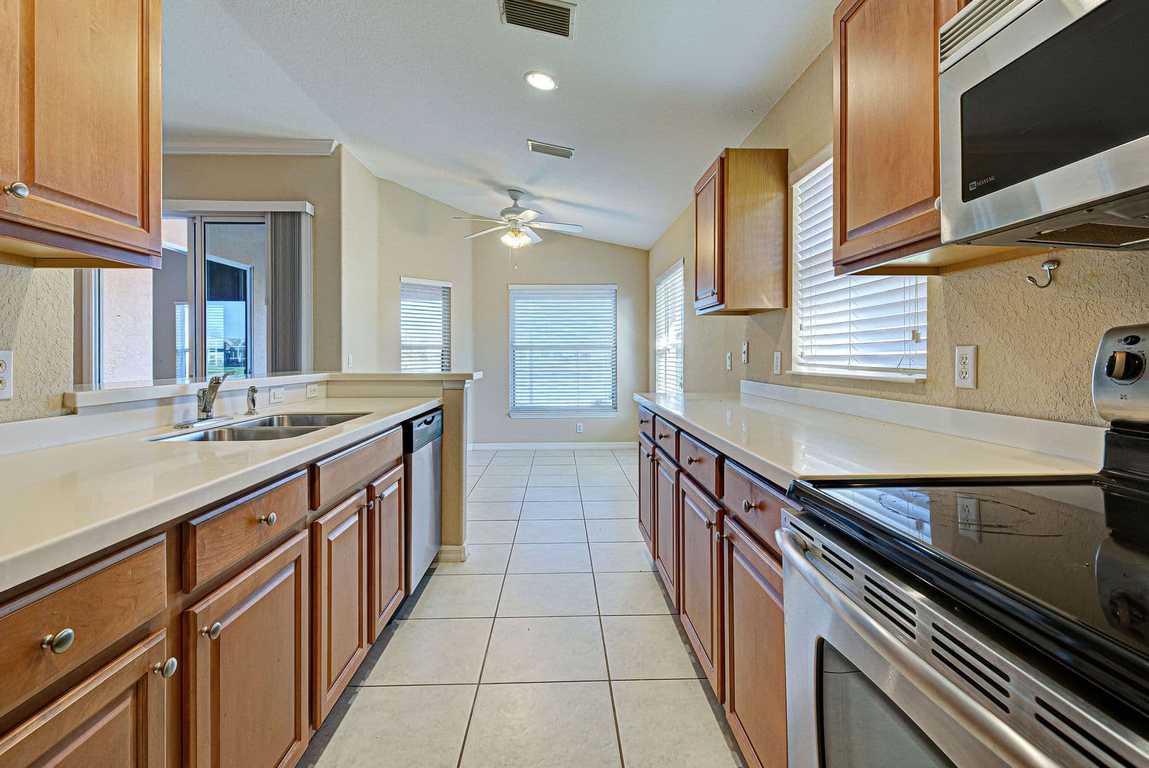 NORTH PORT House: 2134 BOXWOOD STREET