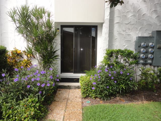 VENICE Condo: 500 PARK BLVD. SOUTH #128