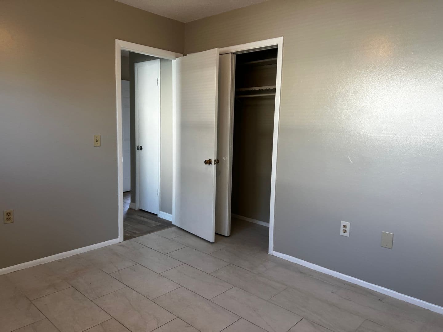 VENICE House: 556 BRIARWOOD ROAD