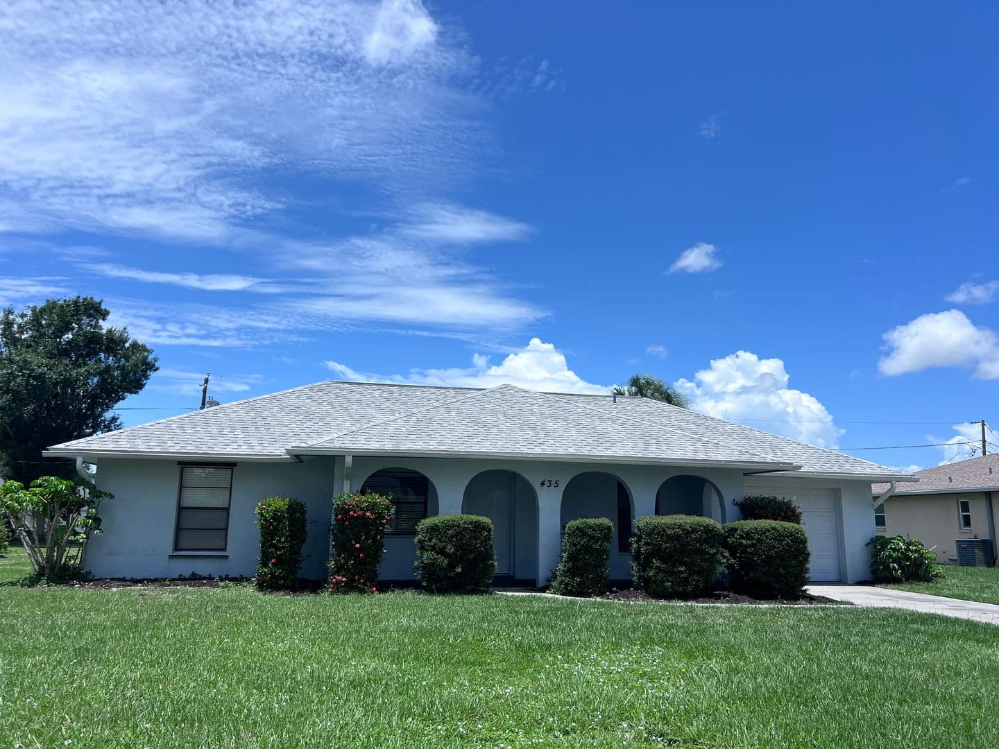 VENICE House: 435 BELMONT AVENUE