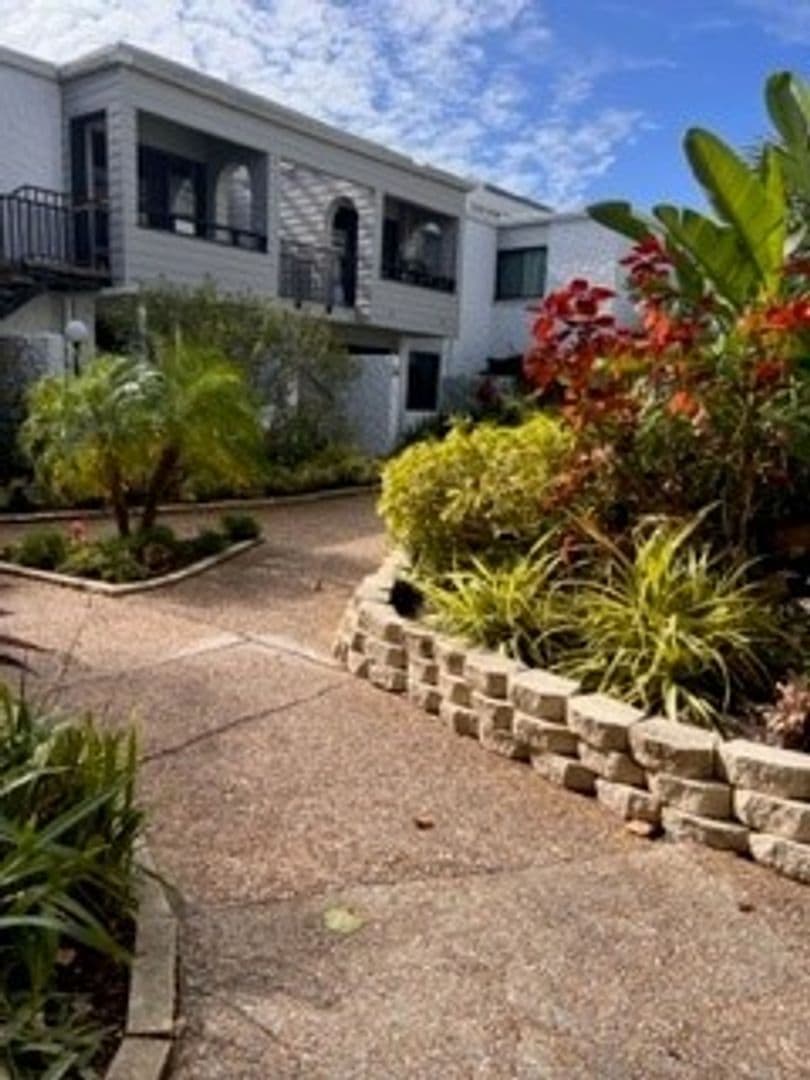 VENICE Condo: 902 GIBBS RD UNIT L284