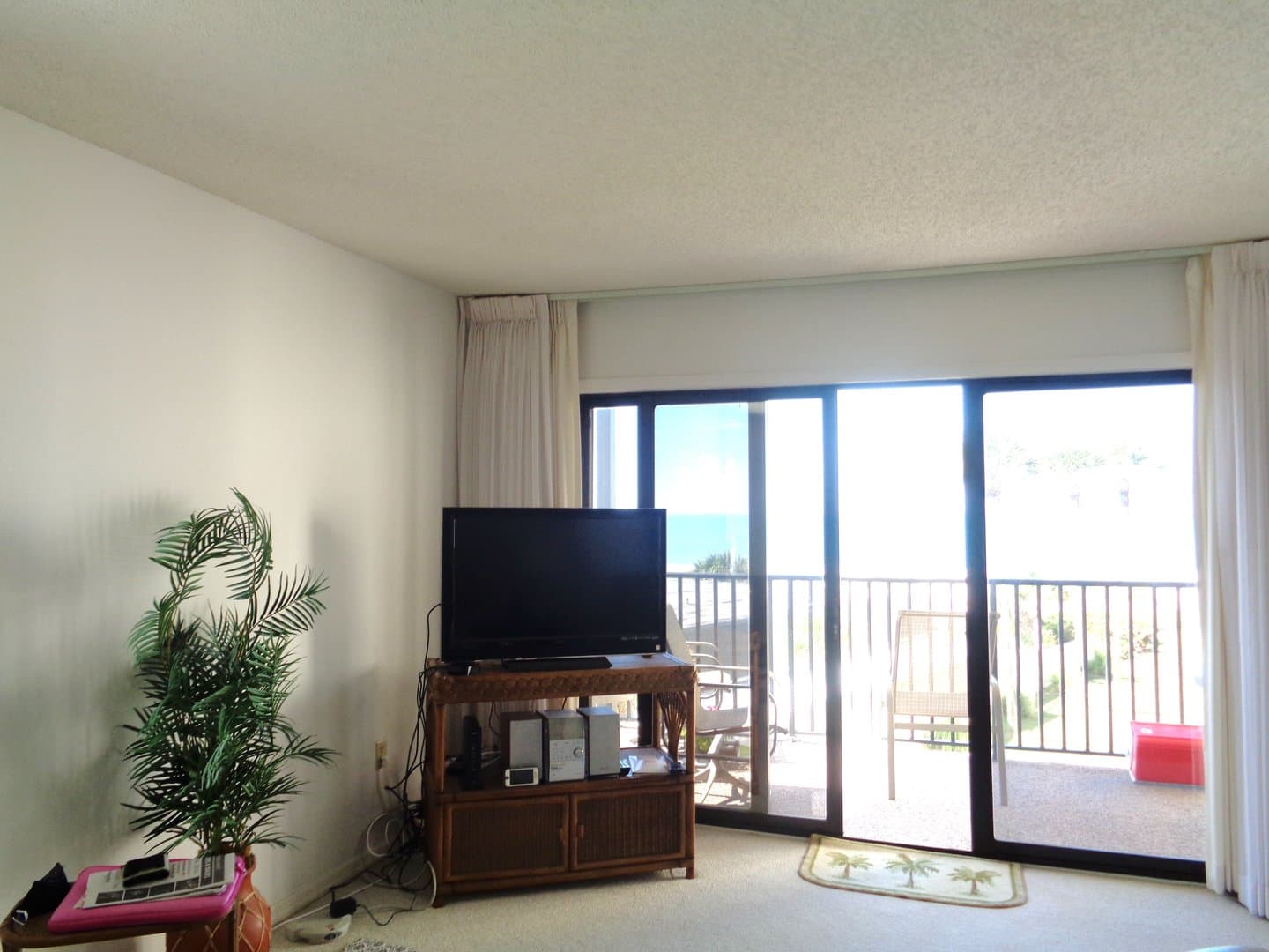 VENICE Condo: 700 GOLDEN BEACH #234
