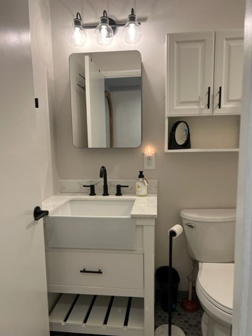 VENICE Condo: 902 GIBBS RD., #285