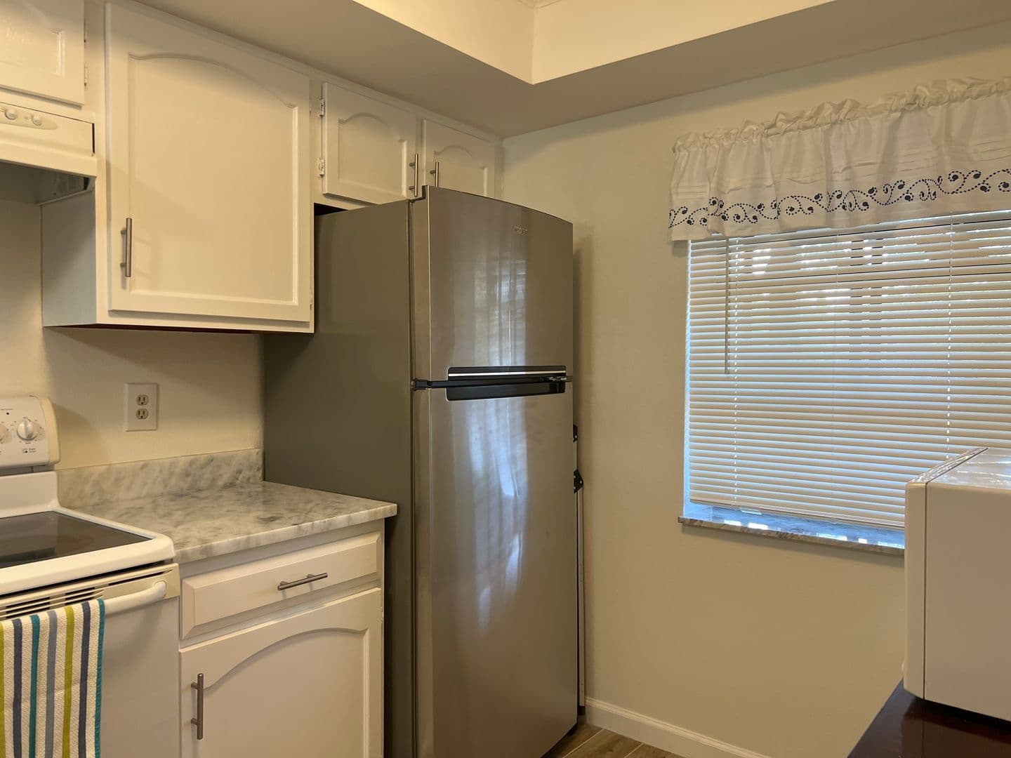 VENICE Condo: 375 D THREE LAKES LANE #174