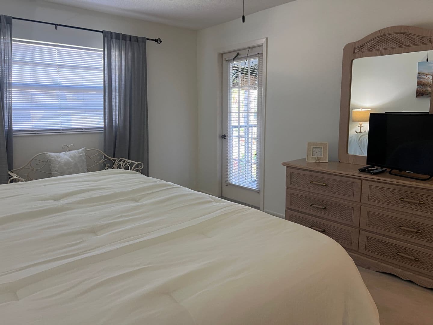VENICE Condo: 375 D THREE LAKES LANE #174