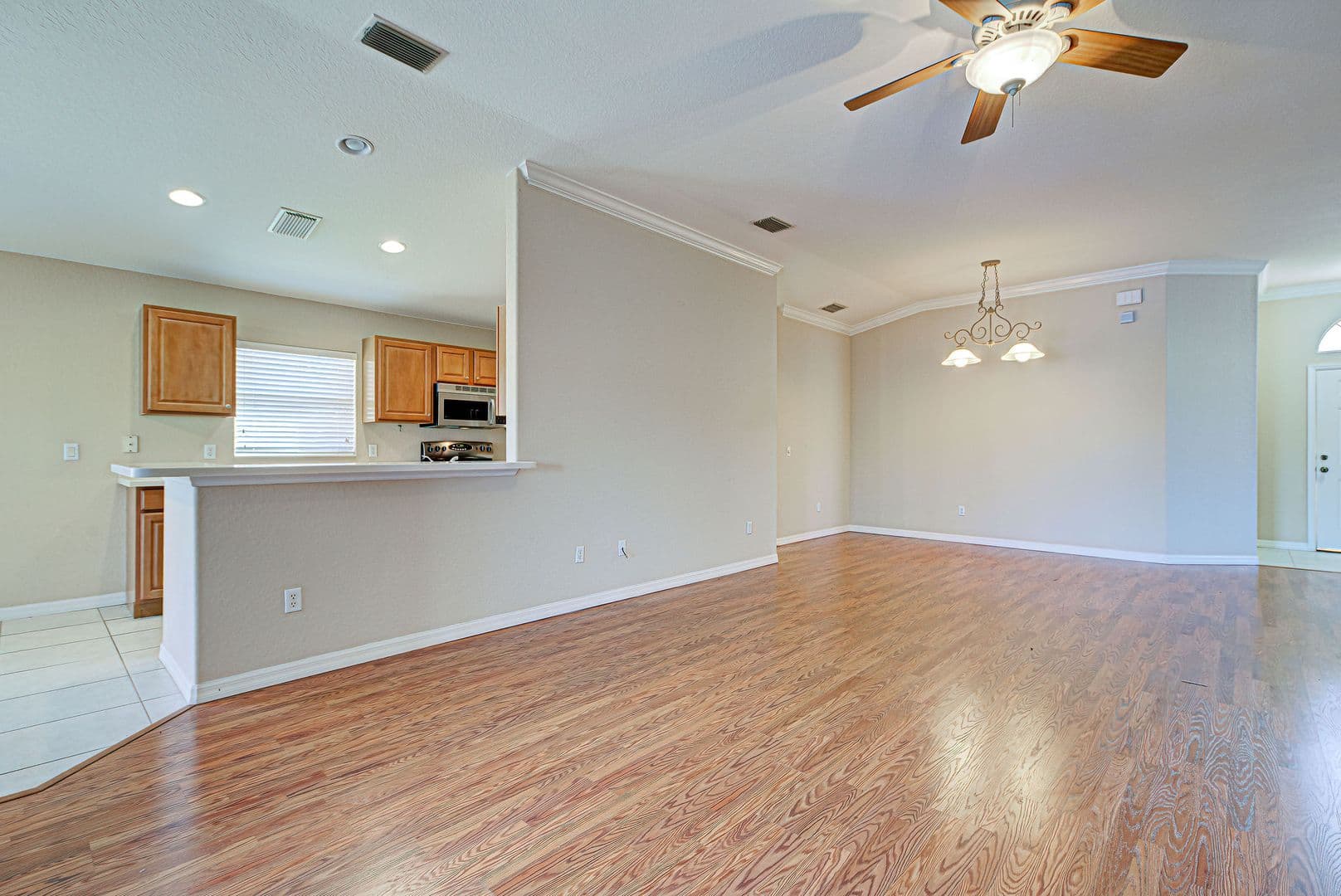 NORTH PORT House: 2134 BOXWOOD STREET