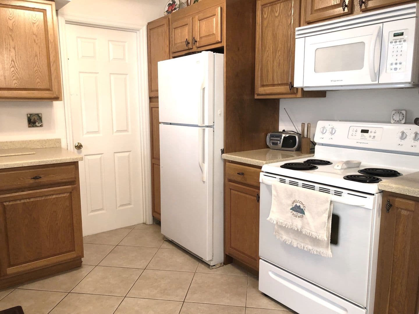 Venice House: 280 E Seminole Drive