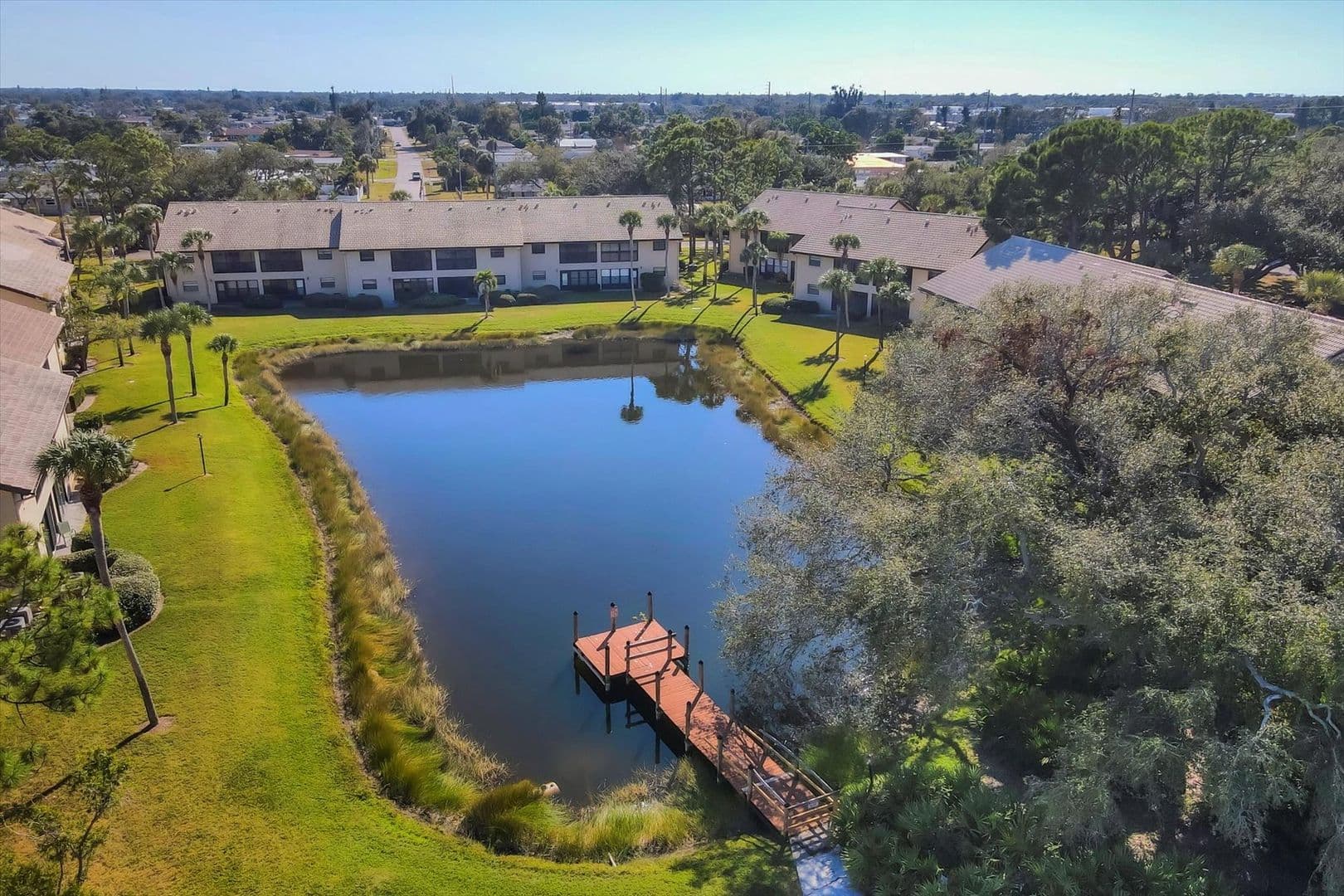 VENICE Condo: 370 THREE LAKES LANE, UNIT F