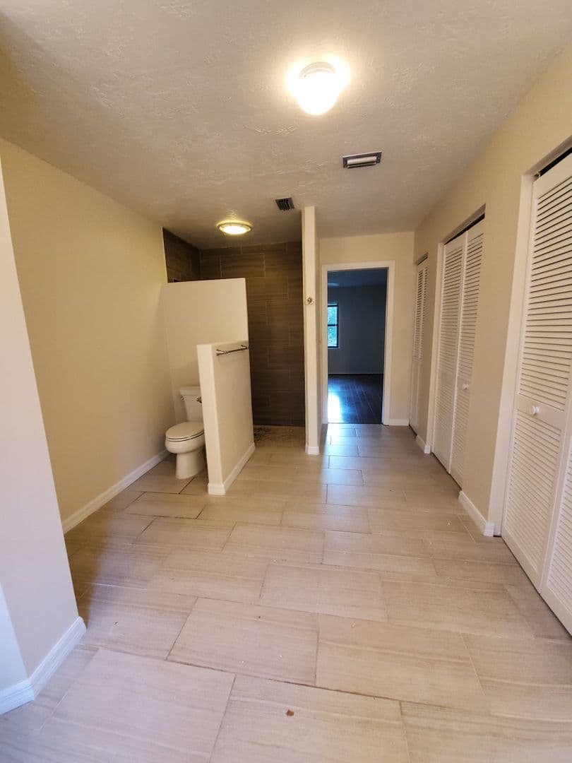 Nokomis House: 188 Shady Pine Lane