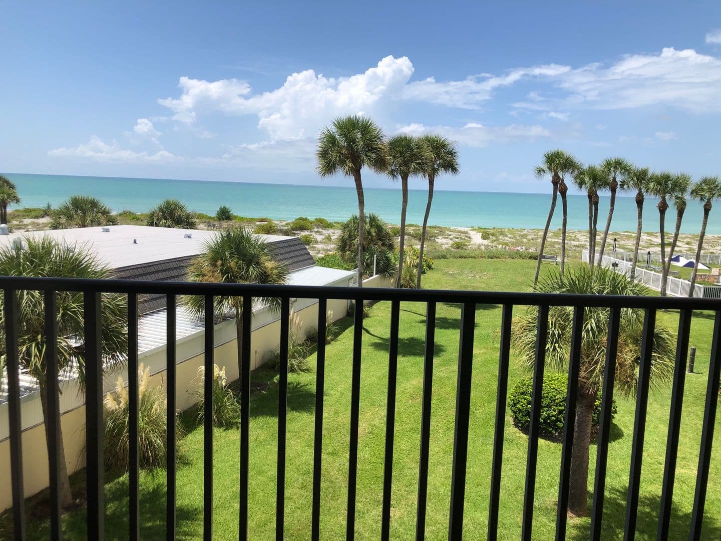 VENICE Condo: 700 GOLDEN BEACH #234