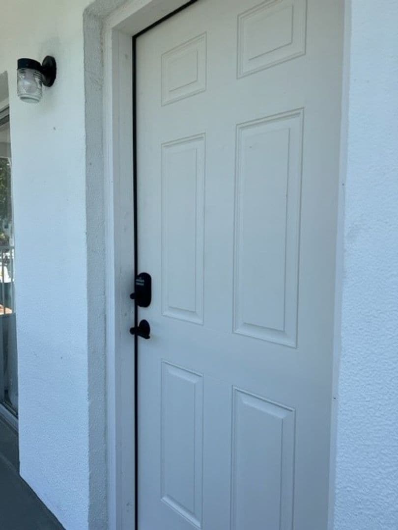 VENICE Condo: 902 GIBBS RD., #285