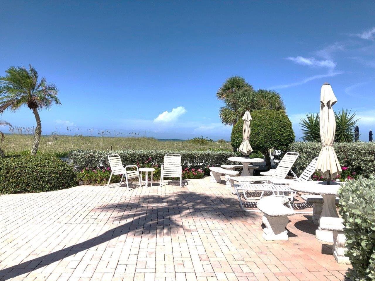 Venice Condo: 1205 Tarpon Center Dr. #D1