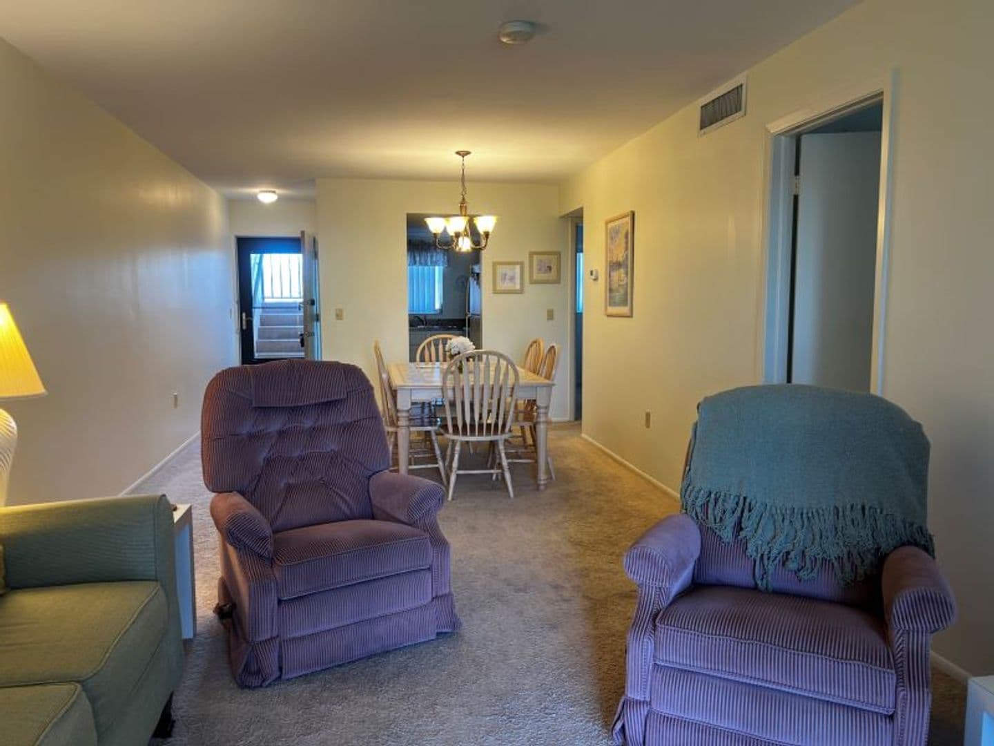 VENICE Condo: 102 CAPRI ISLES BLVD., #210