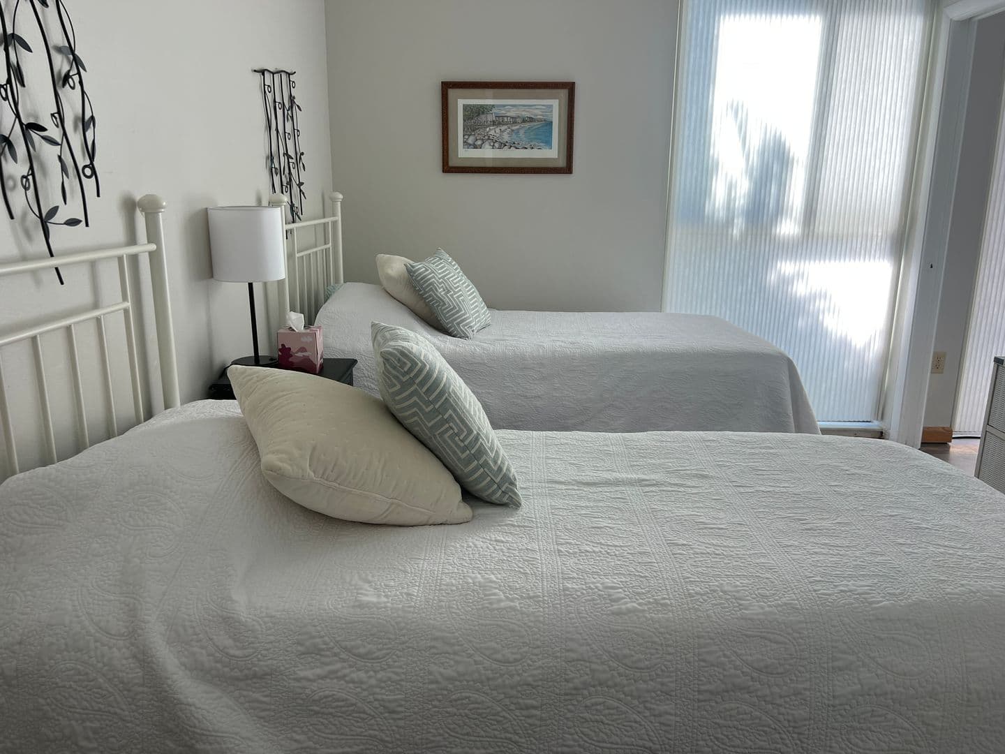 VENICE Condo: 1555 TARPON CENTER DR #B105